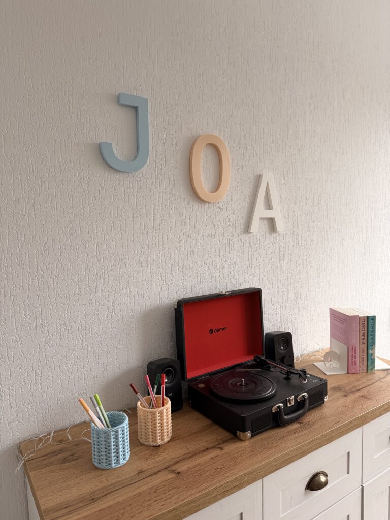 Custom Letter